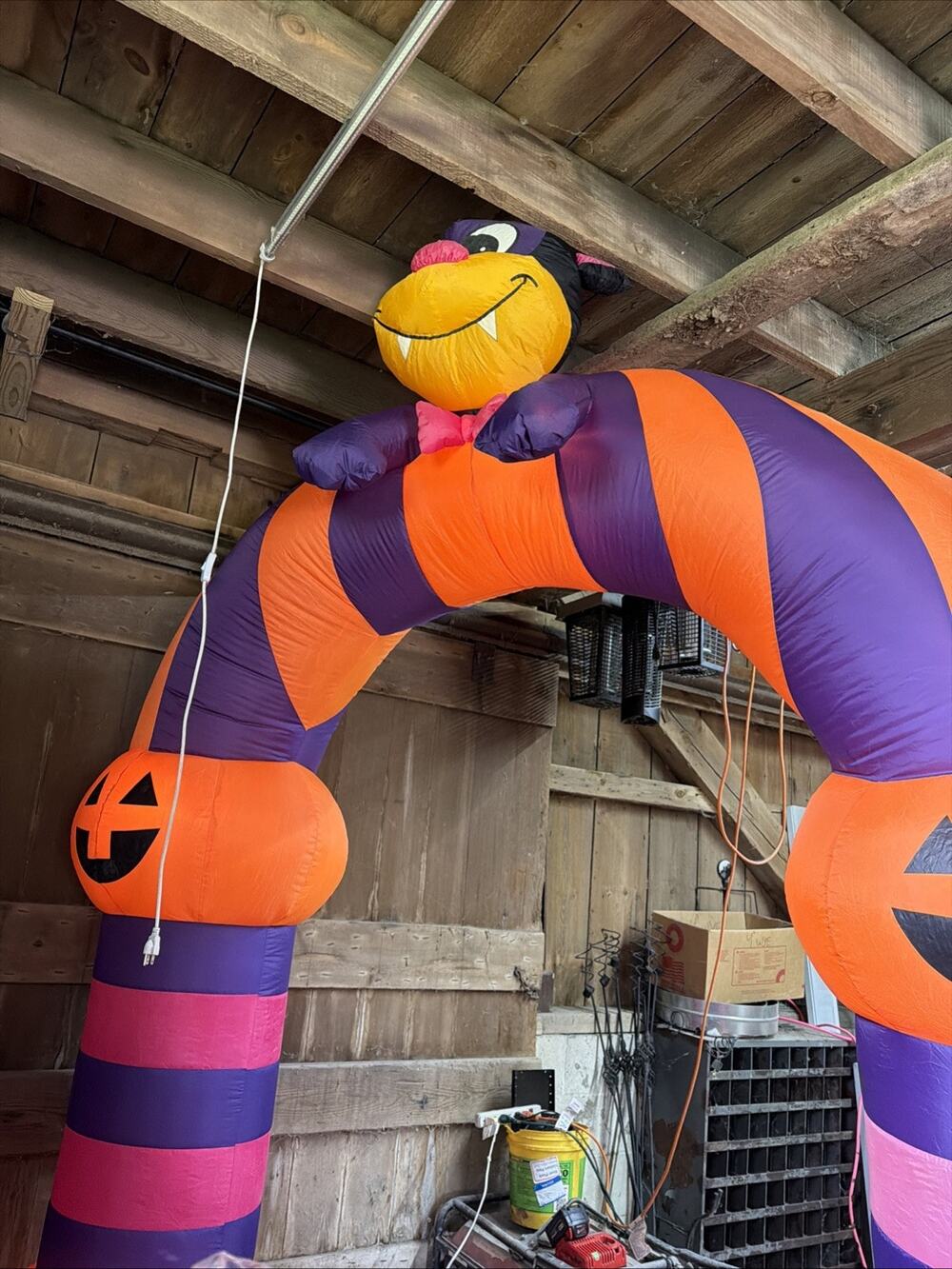 Gemmy 9ft Lighted Halloween Cat Archway Inflatable Airblown